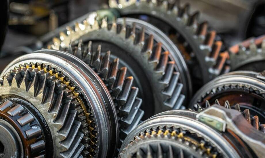 Co wpływa na trwałość przekładni kierowniczej i jak zapobiegać awariom