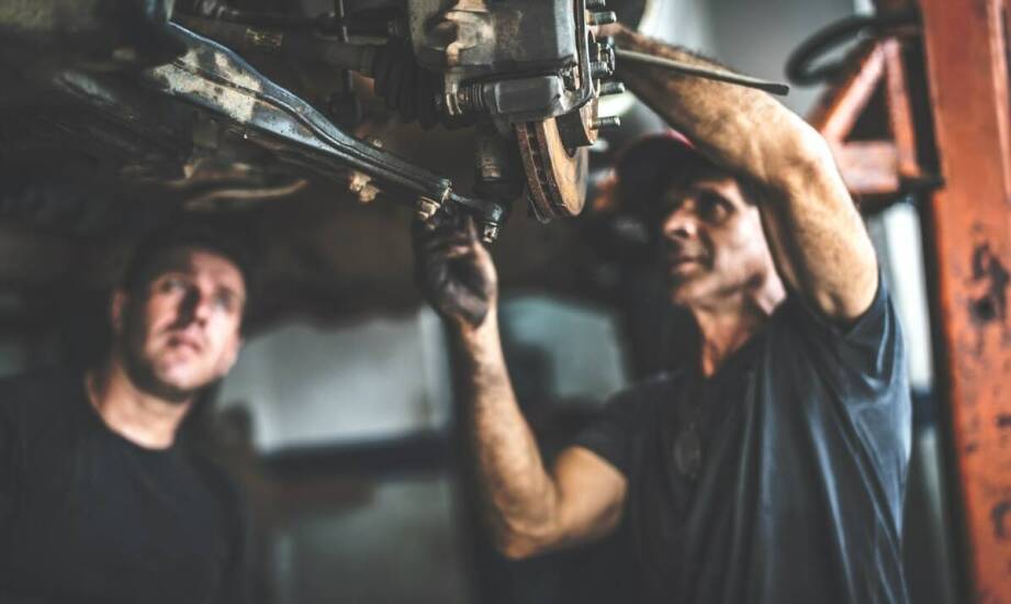 Najpopularniejsze usługi mechaniki samochodowej – zakres, korzyści i ceny