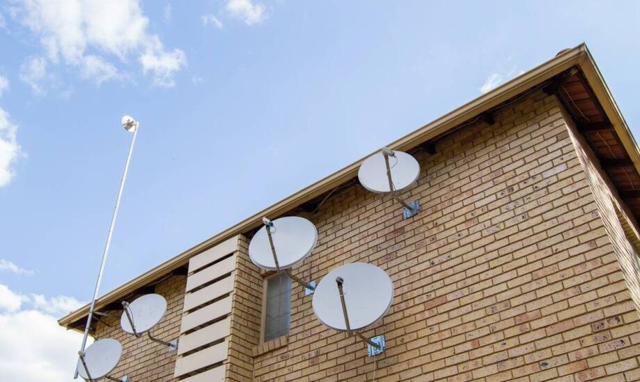 Montaż anten satelitarnych – najważniejsze zasady i aktualne trendy