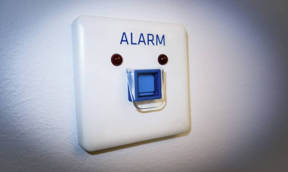 Instalacje alarmowe – jak działają i jakie zapewniają bezpieczeństwo