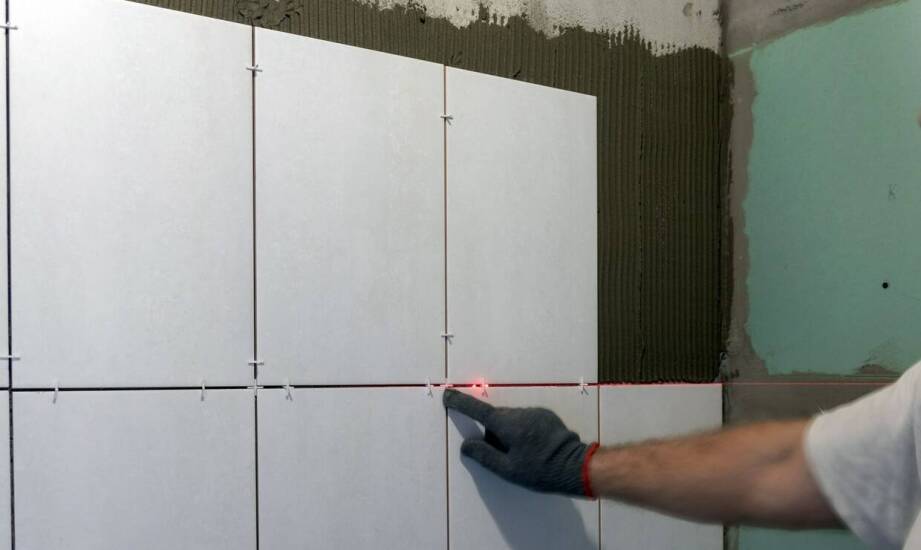 Innowacyjne rozwiązania mocowań paneli – wszystko o systemie Fastmount