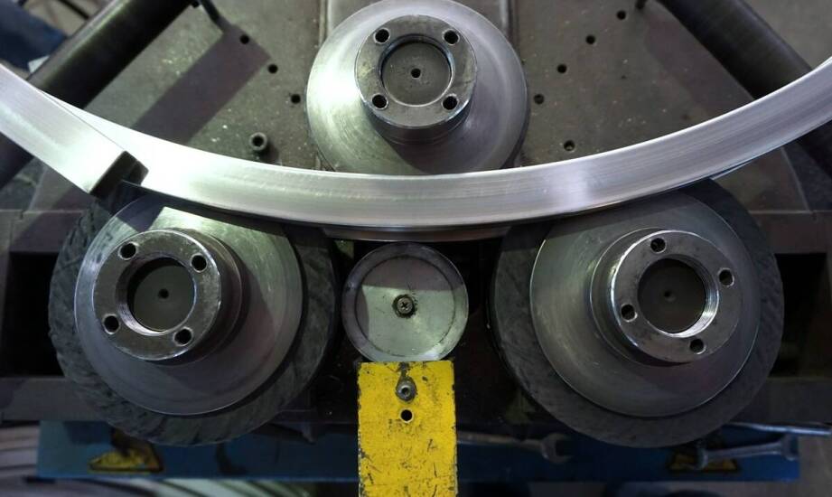 Jak wybrać kołki do szybkiego i trwałego mocowania paneli różnego typu