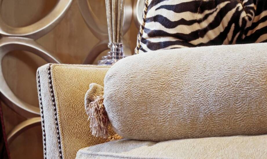 Meble tapicerowane – inspiracje i pomysły na aranżację modnych wnętrz