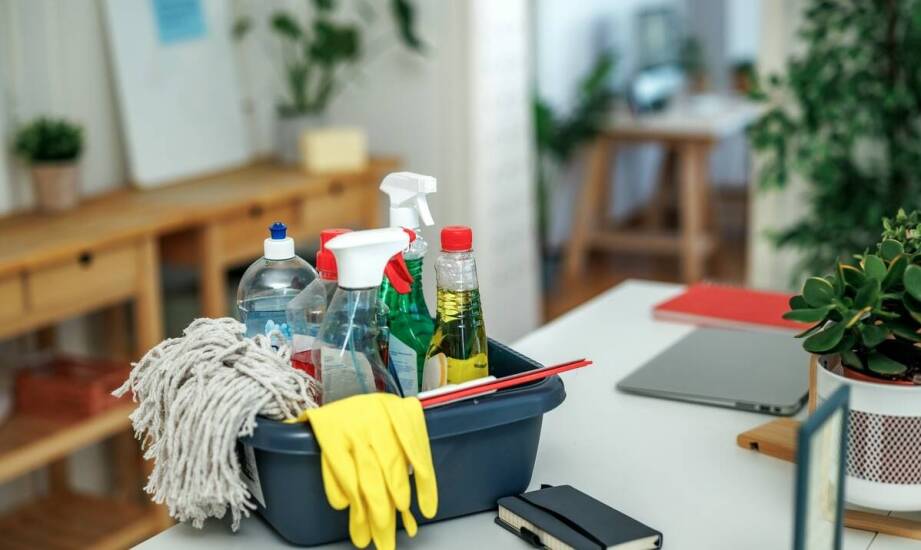 Jak utrzymać czystość w lokalach – kluczowe aspekty skutecznego sprzątania