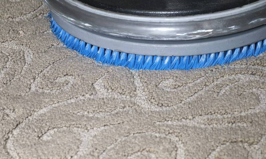 Czysta wykładzina bez tajemnic – wszystko, co warto wiedzieć o praniu