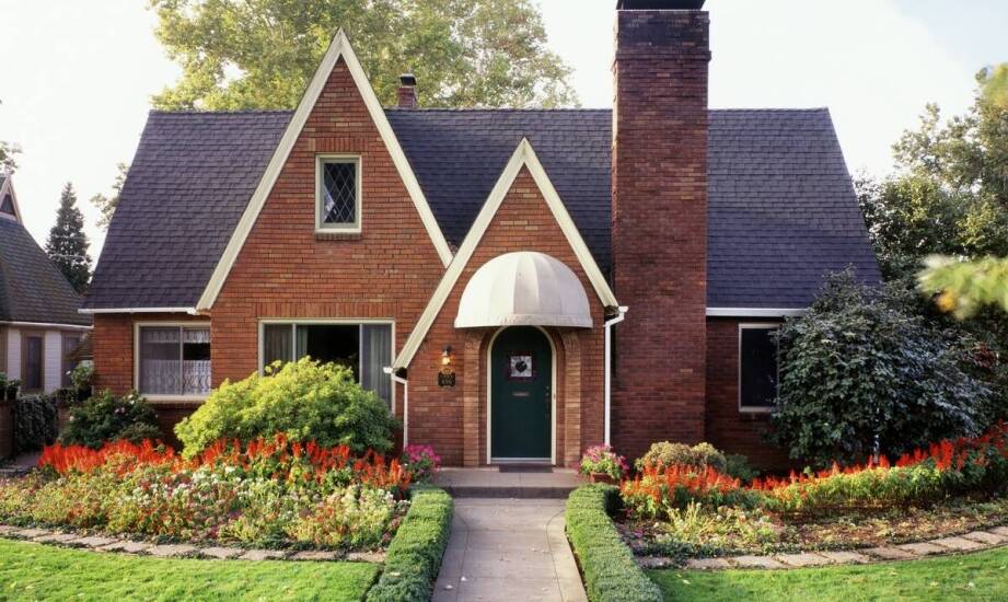 Domy z cegły – zalety, inspiracje i pomysły na nowoczesne projekty