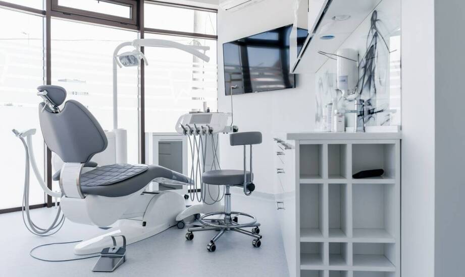 Kluczowe aspekty projektu kliniki stomatologicznej – funkcjonalność i estetyka