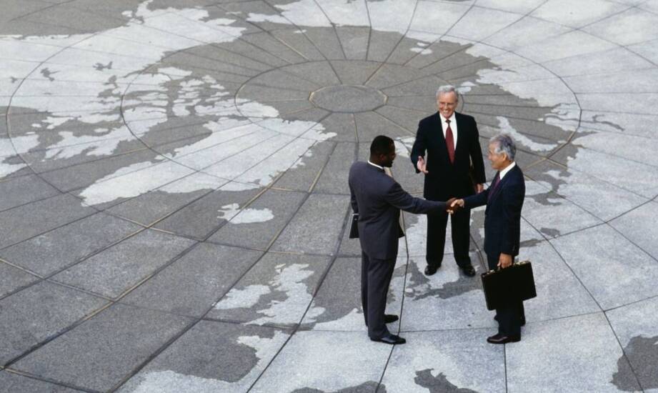 Kluczowe regulacje prawa handlowego – co warto znać w działalności gospodarczej