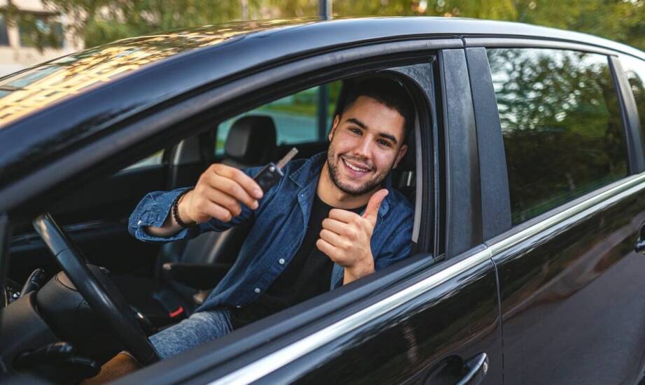 Wynajem samochodu na 3 miesiące – zasady, koszty i najważniejsze zalety