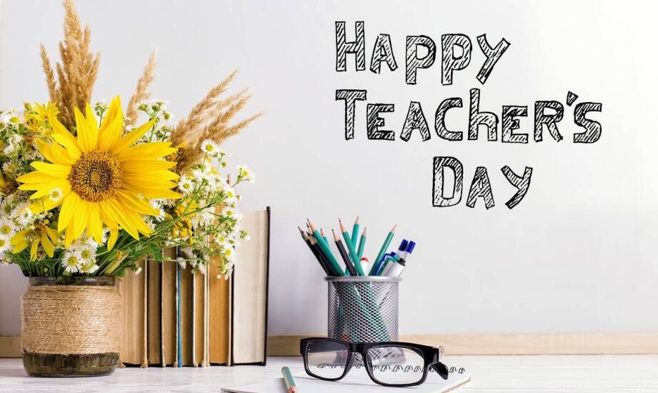 Inspiracje na upominki z okazji Dnia Nauczyciela – pomysły i trendy