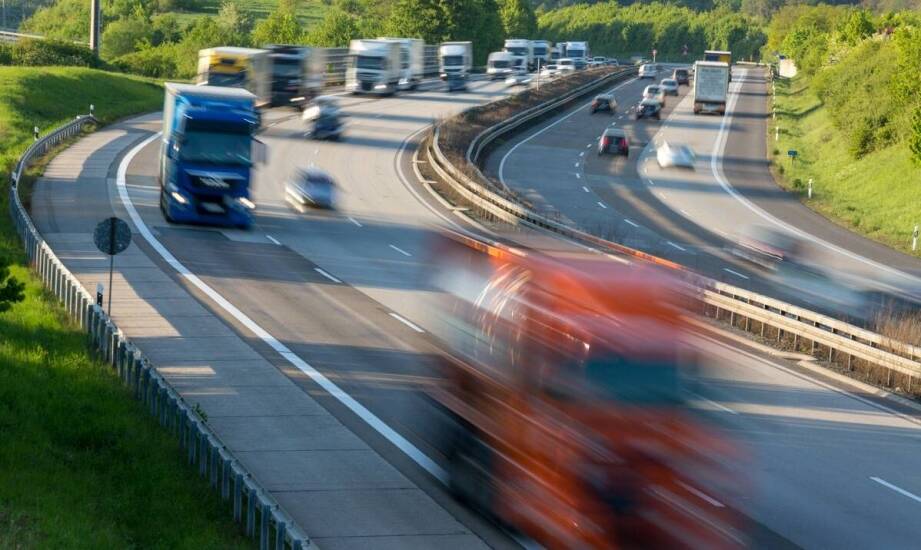 Przewozy wielkogabarytowe – jak wygląda proces planowania i realizacji