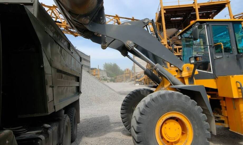 Transport maszyn budowlanych – istotne kwestie i praktyczne rozwiązania