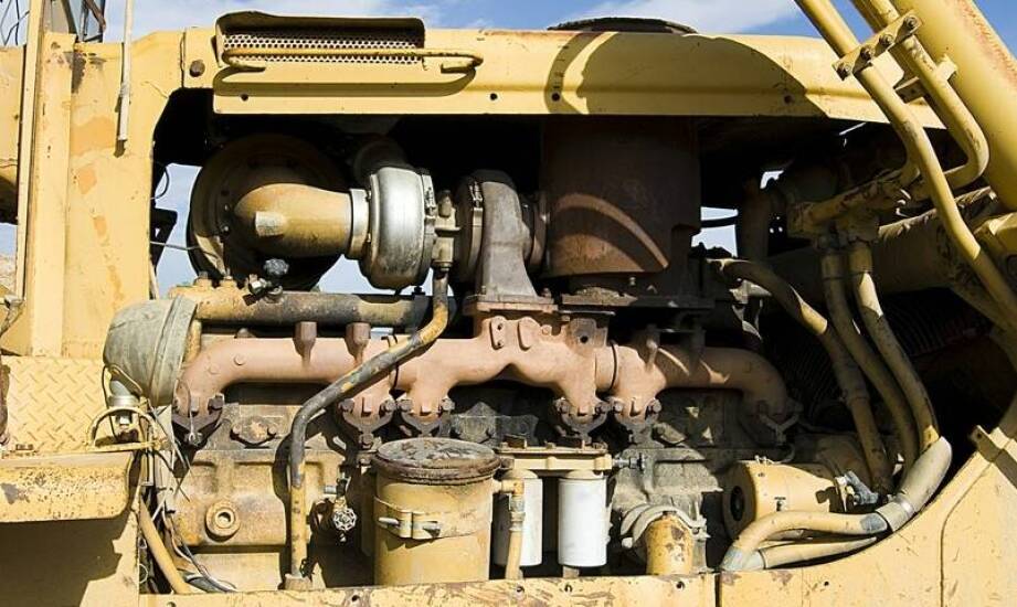 Jakie maszyny wymagają specjalistycznego transportu i jak przebiega ich przewóz