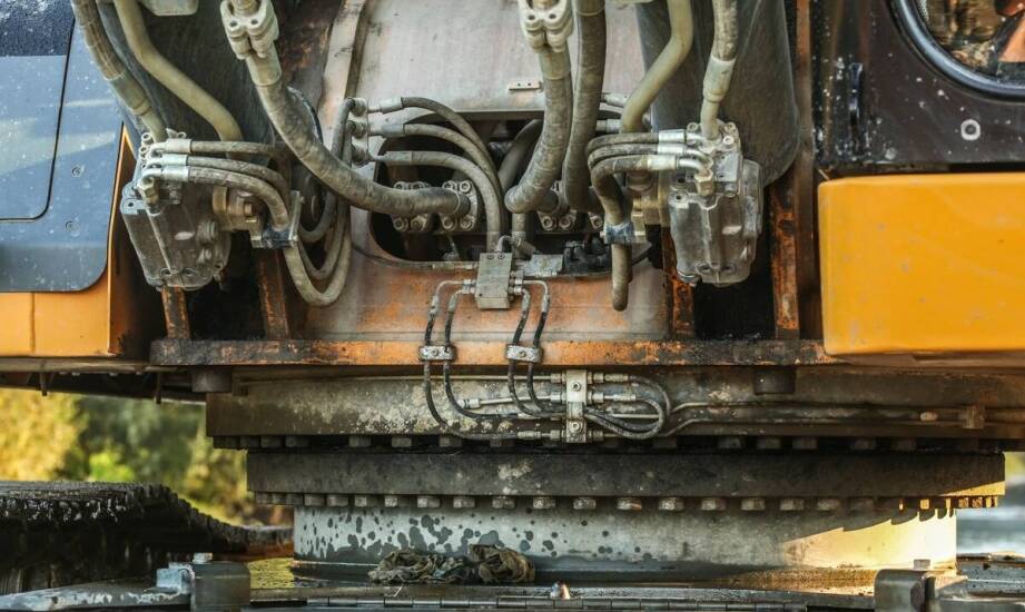 Jak przebiega relokacja maszyn przemysłowych i jakie są jej kluczowe etapy