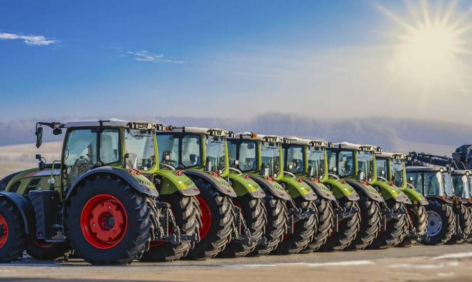 Jak wygląda proces przewozu ciągników rolniczych i jakie są jego wymagania