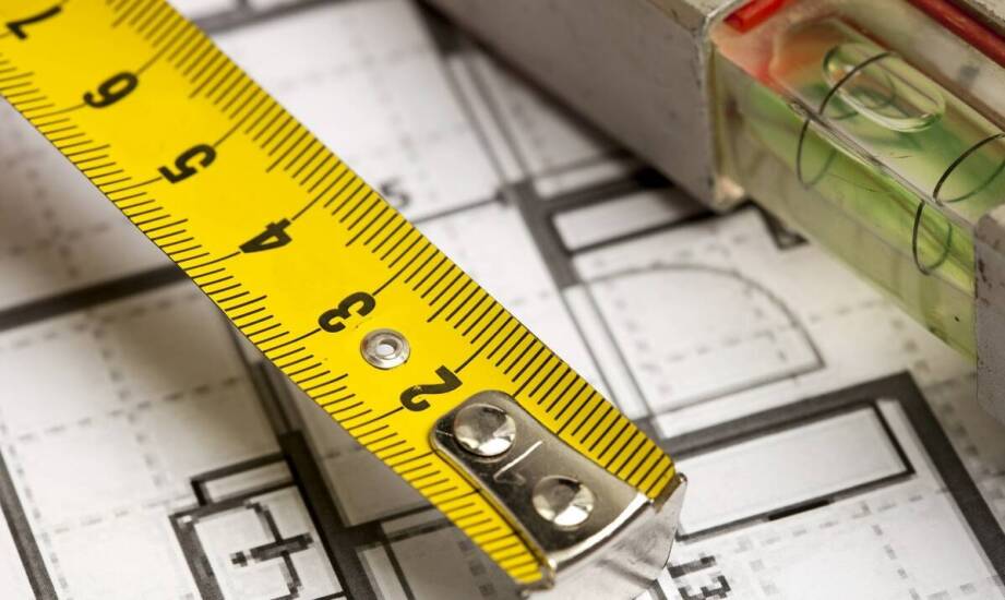 Jak wygląda praca w geodezji – najczęstsze zlecenia i zastosowania pomiarów