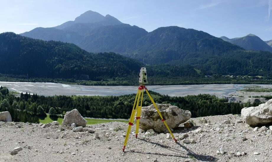 Usługi geodezyjne w praktyce – zastosowania i znaczenie pomiarów terenu