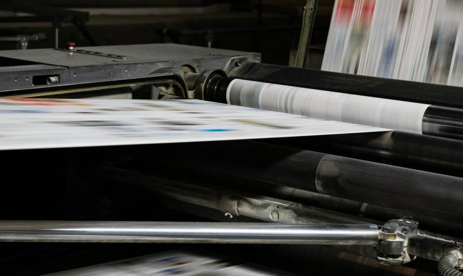 Druk wielkoformatowy w reklamie – praktyczne zastosowania i korzyści dla firm