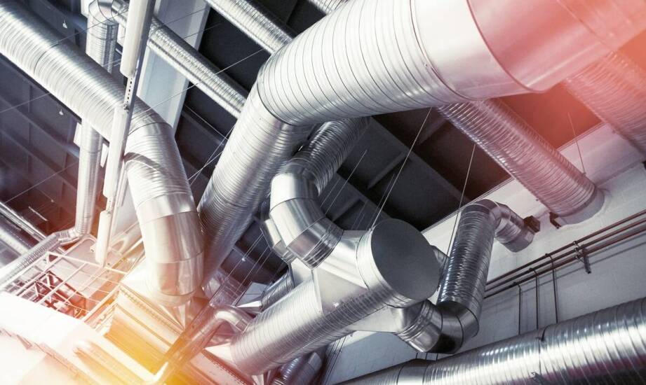 Jakie materiały i technologie stosuje się w instalacjach centralnego ogrzewania?