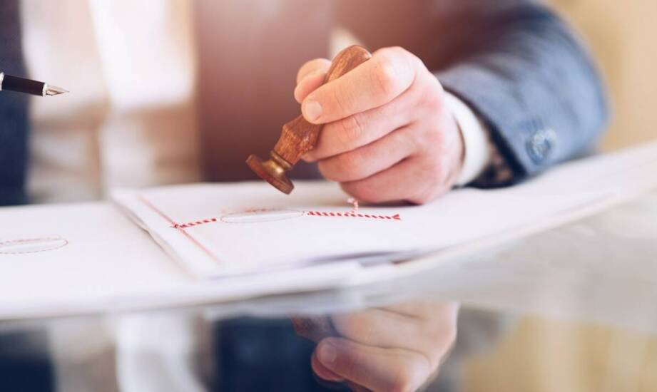 Licytacje komornicze – jak znaleźć ogłoszenia i co można nabyć na aukcji