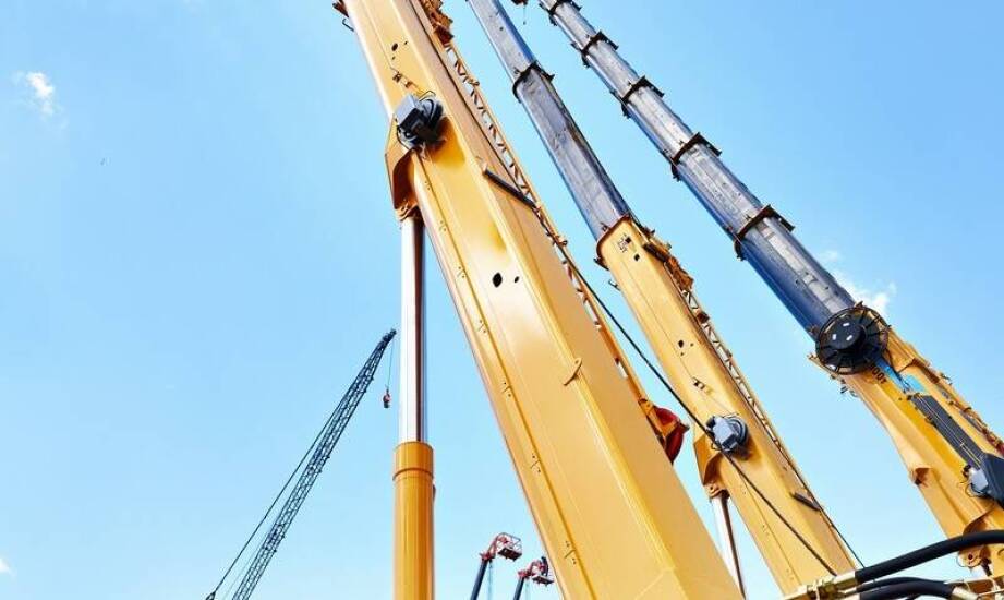 Najważniejsze zastosowania wind budowlanych w pracach konstrukcyjnych i remontach