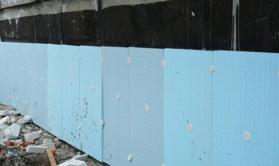 Panele ogrodzeniowe betonowe – właściwości, możliwości i popularne zastosowania