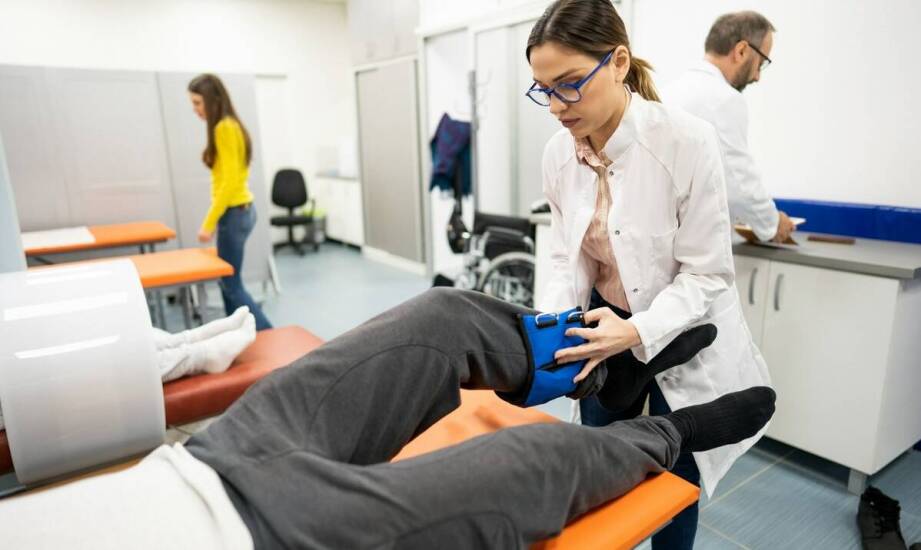 Jak zostać specjalistą w dziedzinie podologii i jakie kwalifikacje są potrzebne