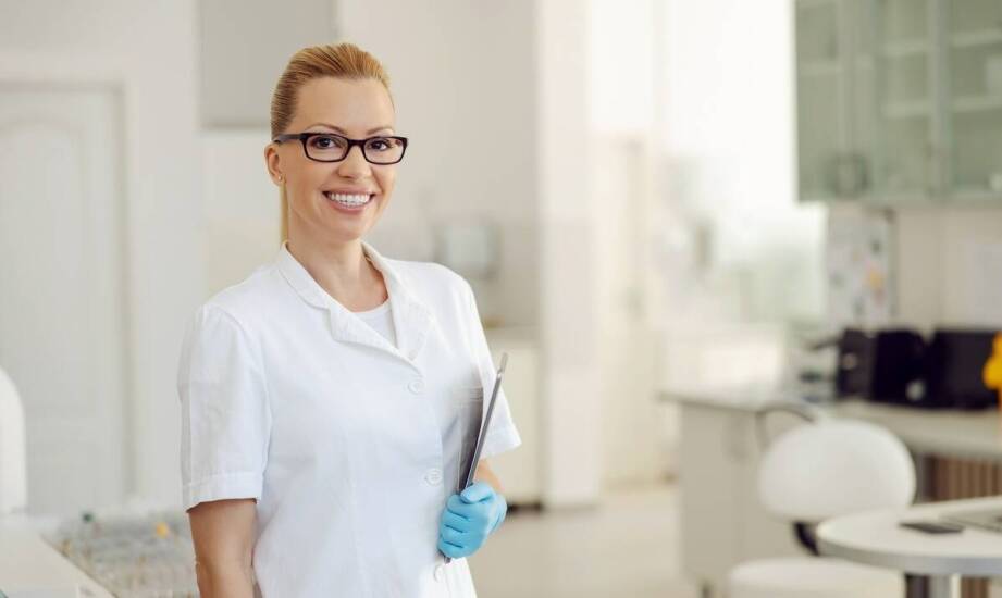 Higienistka stomatologiczna – kluczowe informacje o pracy i możliwościach rozwoju