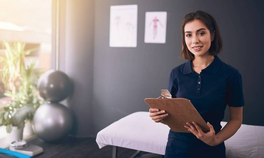 Jak wygląda nauka masażu i jakie możliwości rozwoju oferuje ten kierunek