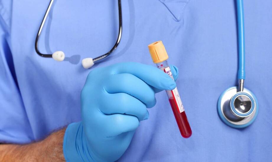 Bezpieczne metody dezynfekcji narzędzi – jak wygląda proces sterylizacji?