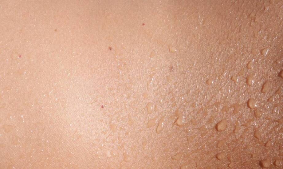 Kolagen naturalny – wsparcie dla skóry z bliznami w codziennej pielęgnacji