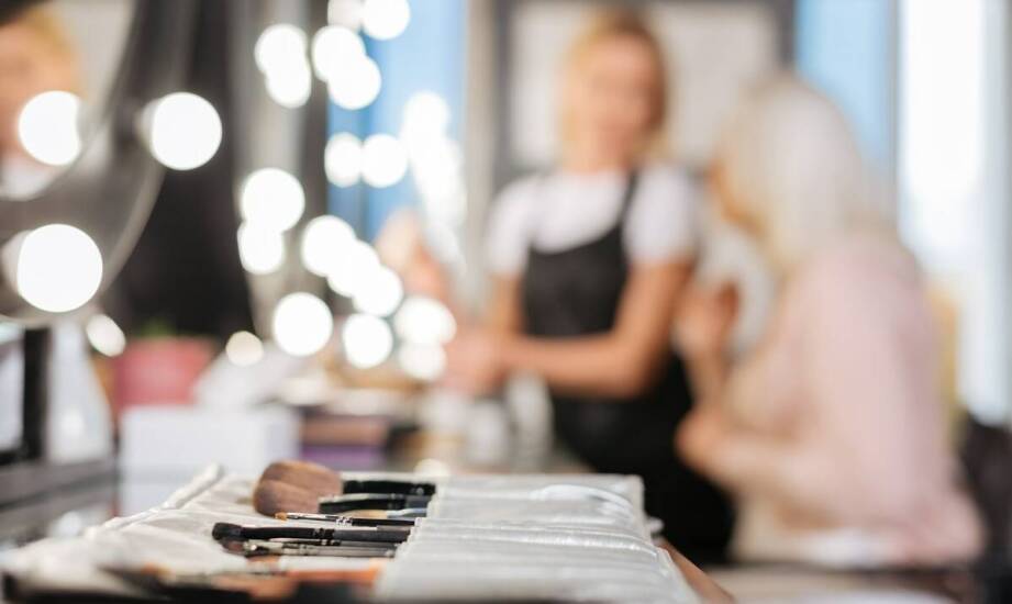 Jakie zabiegi kosmetyczne są najczęściej wybierane i dlaczego warto je poznać