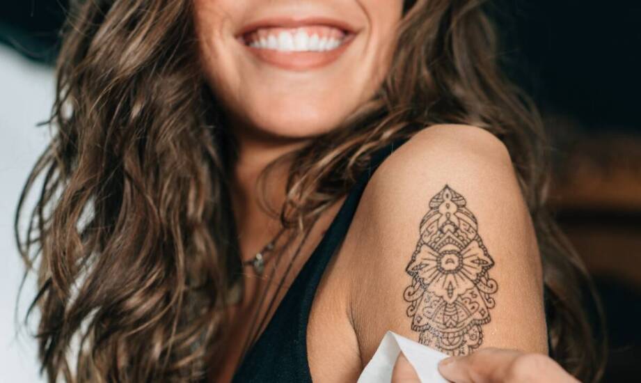 Henna pudrowa – naturalny sposób na podkreślenie brwi i ich pielęgnację