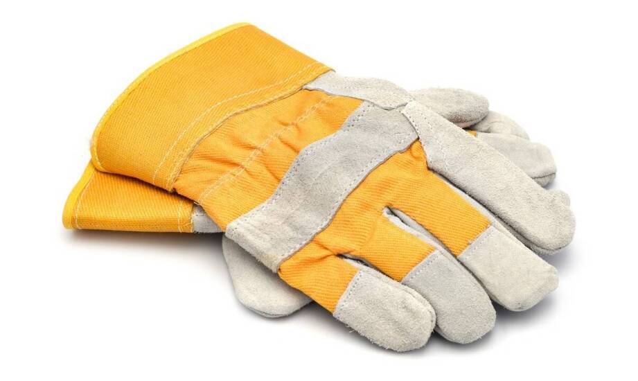 Rękawice robocze – rodzaje, zastosowania i kluczowe właściwości