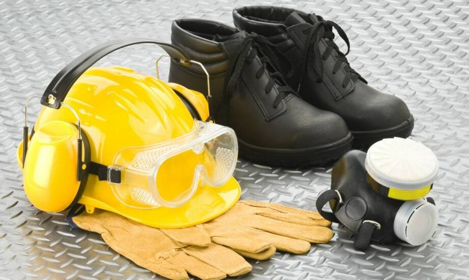 Środki ochrony indywidualnej – kluczowe elementy bezpiecznego stanowiska pracy