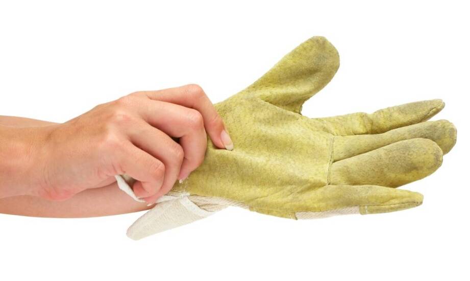 Czym różnią się rękawice gospodarcze od innych rękawic ochronnych?