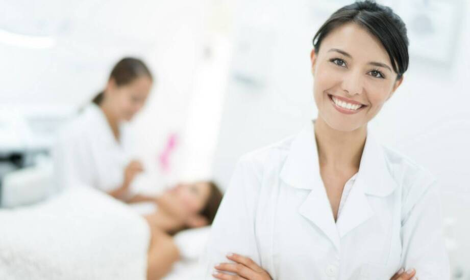 Zaburzenia snu – jak je rozpoznać i kiedy warto skorzystać z pomocy specjalisty