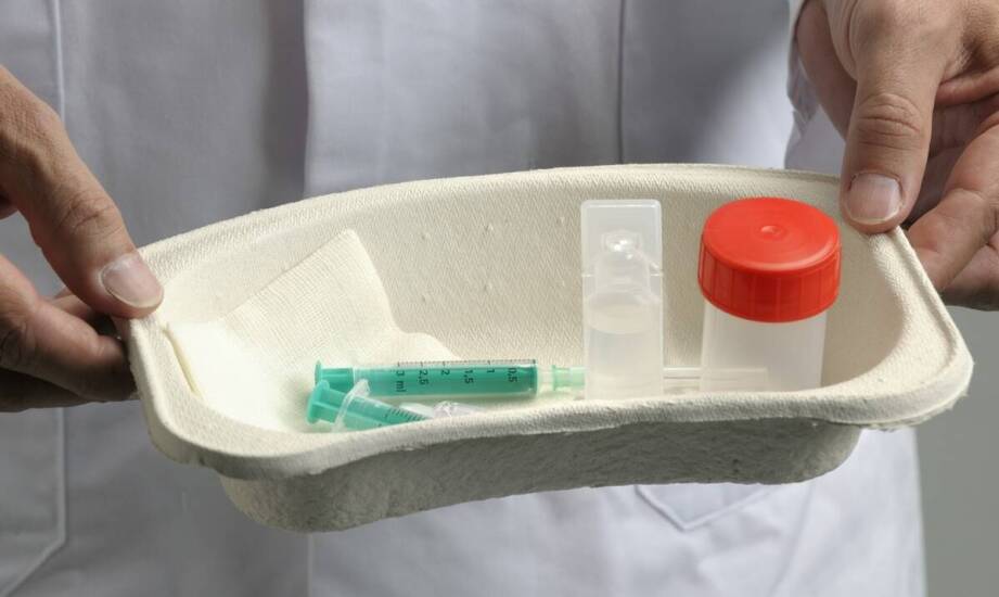 Basen sanitarny – zastosowanie, zalety i ułatwienia w opiece nad osobami chorymi