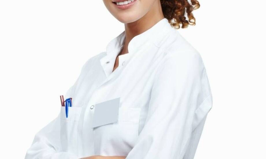 Kolorowe bluzy medyczne damskie – komfort i styl w środowisku pracy