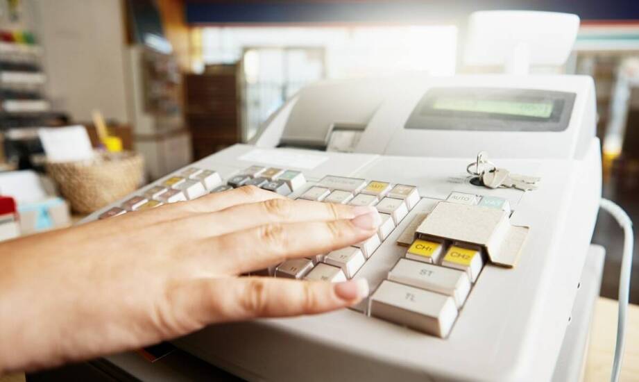 Kasa fiskalna w firmie – najważniejsze korzyści i najczęstsze wyzwania