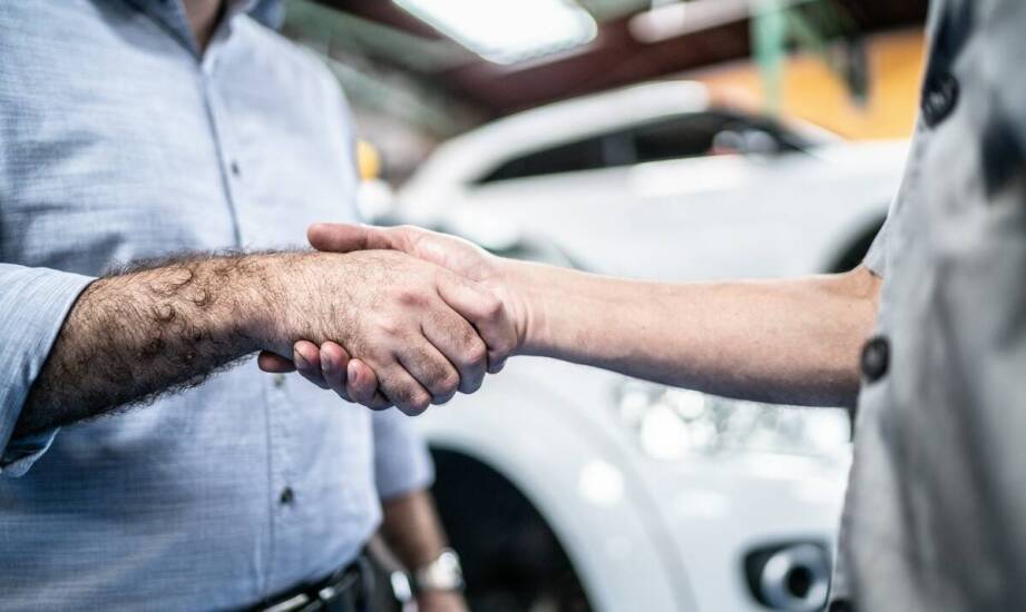 Co trzeba wiedzieć przed sprzedażą samochodu do skupu – kluczowe informacje