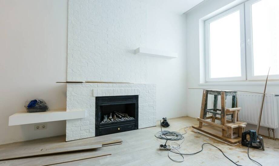 Najważniejsze aspekty montażu kominka – bezpieczeństwo, koszty i efektywność