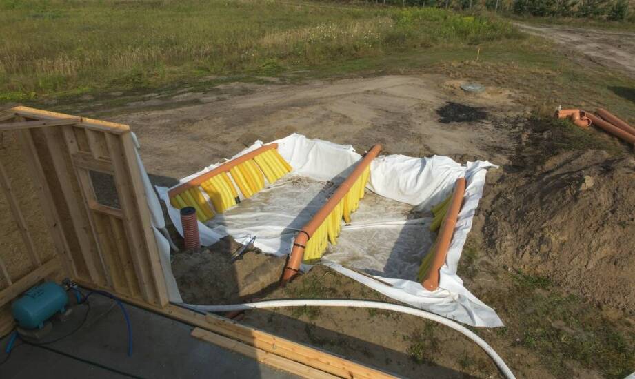 Zastosowanie geomembrany HDPE w ochronie przed przenikaniem wody