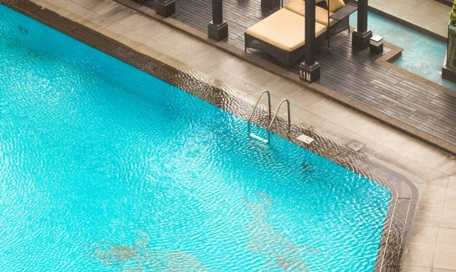 Hotele z basenem – jakie udogodnienia oferują i na co zwrócić uwagę?