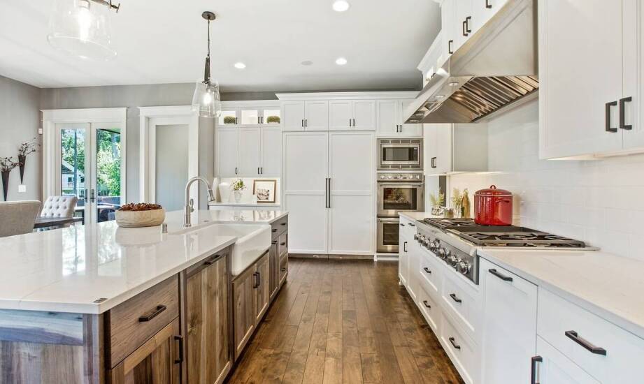 Jak wybrać idealną kuchnię na zamówienie – inspiracje i praktyczne porady