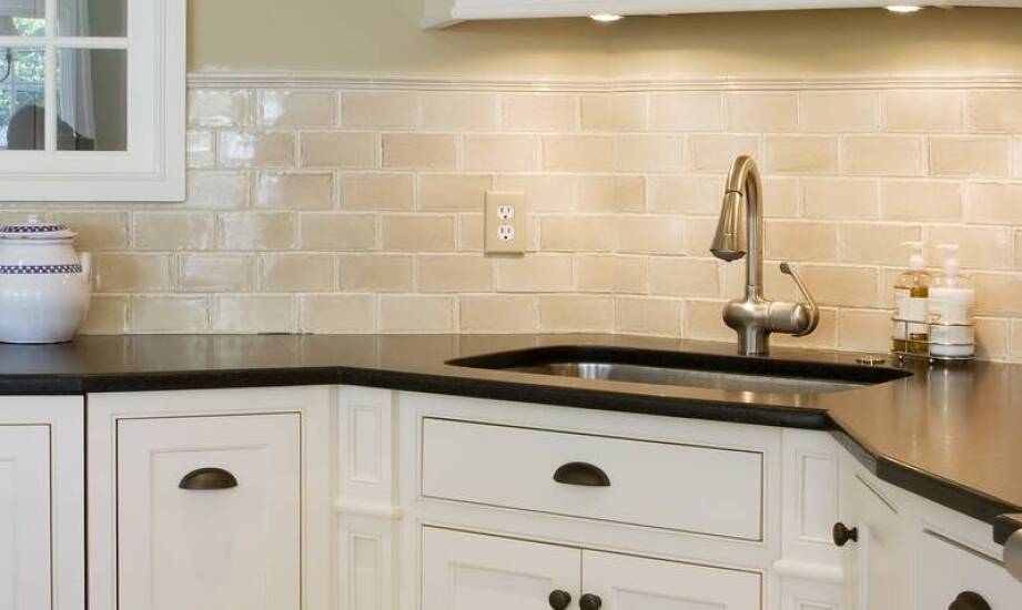 Meble na zamówienie – pomysły na funkcjonalne i stylowe wnętrza domu