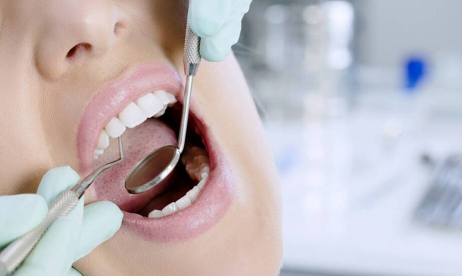 Najważniejsze zabiegi chirurgii stomatologicznej – wskazania i przebieg