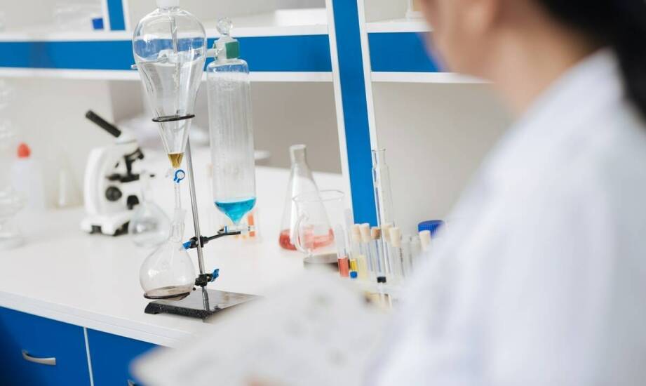 Jak przebiega wzorcowanie przyrządów i jak wpływa na dokładność pomiarów