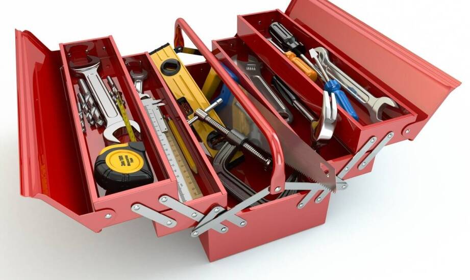Jak wybrać kontener na narzędzia dopasowany do indywidualnych potrzeb