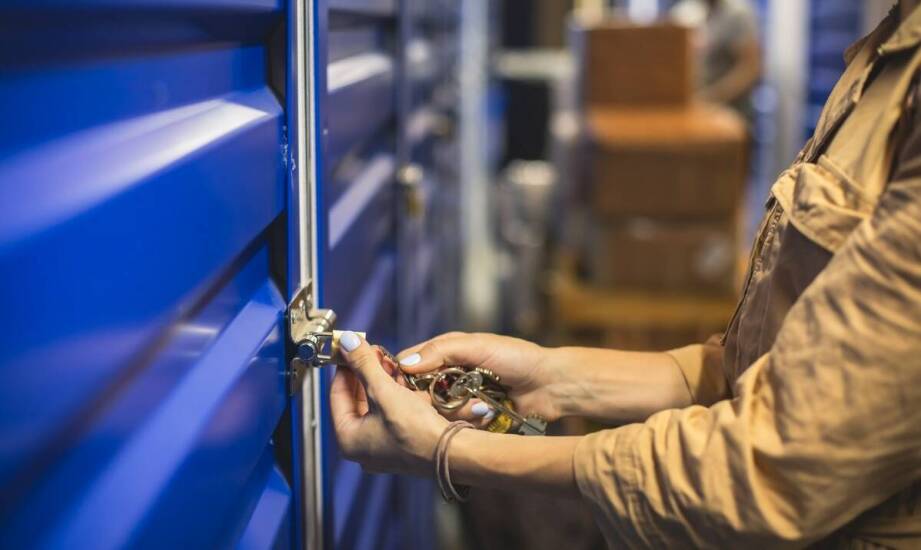 Self storage – jak działa i kiedy sprawdzi się wynajem przestrzeni do przechowywania